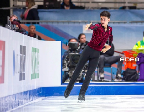 Ice Gallery Skates U.S.